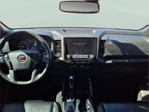 Certified 2022 Nissan Frontier PRO-4X w/ Pro-4X Premium Package image 14