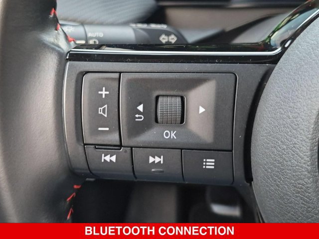 Certified 2025 Nissan Kicks SR AWD/4WD image 20