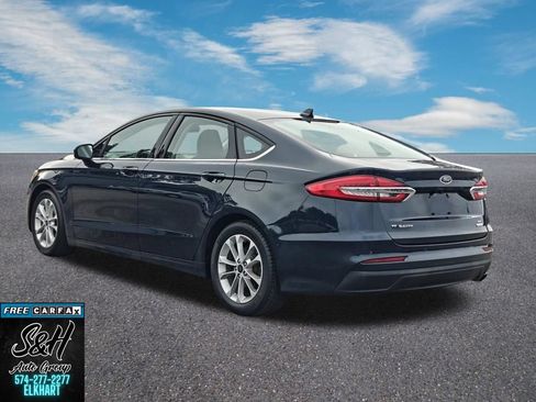 Used 2020 Ford Fusion SE FWD image 13