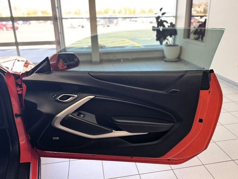 Used 2020 Chevrolet Camaro LT w/ RS Package image 17