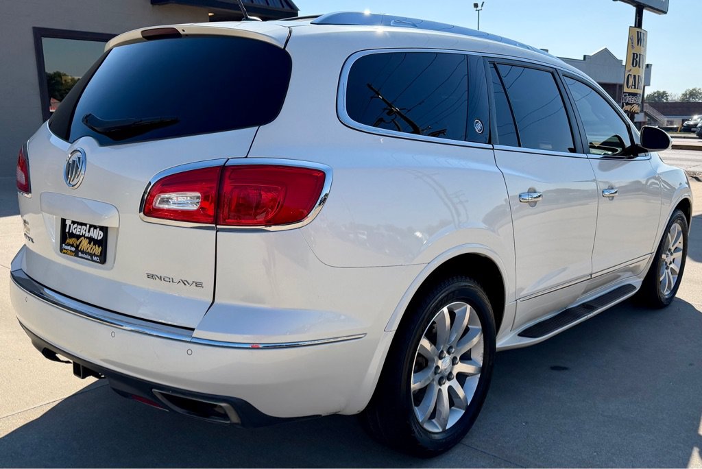 Used 2013 Buick Enclave Premium FWD image 7