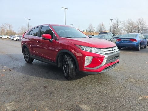 Used 2020 Mitsubishi Eclipse Cross ES image 3