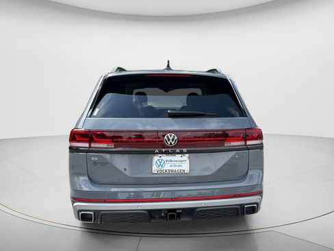 New 2026 Volkswagen Atlas Peak Edition AWD/4WD image 6