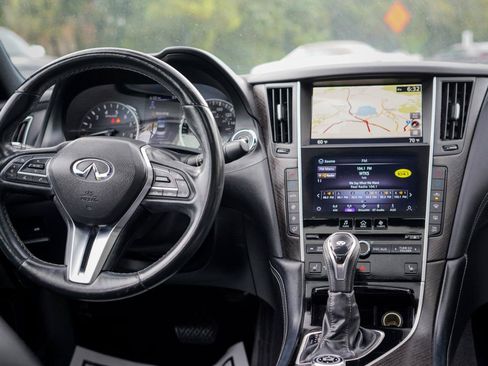 Used 2021 INFINITI Q50 Sensory w/ Cargo Package RWD image 11