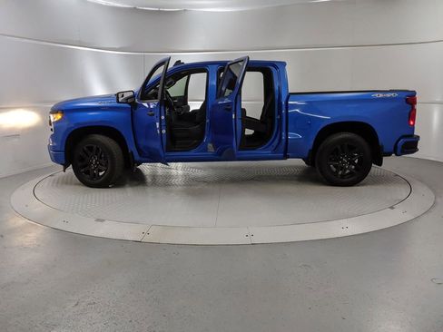 Used 2025 Chevrolet Silverado 1500 Custom image 11