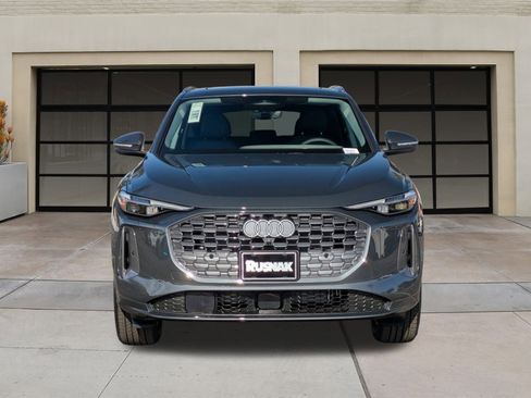 New 2025 Audi Q5 Premium Plus image 2