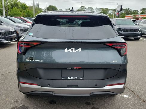New 2026 Kia Sportage LX FWD image 5