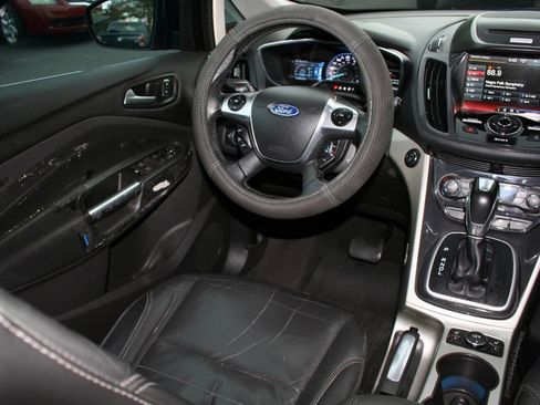 Used 2015 Ford C-MAX Energi SEL w/ Equipment Group 302A image 17