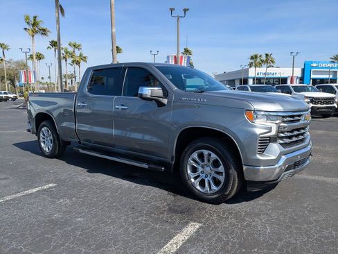 Used 2023 Chevrolet Silverado 1500 LTZ w/ Technology Package image 2