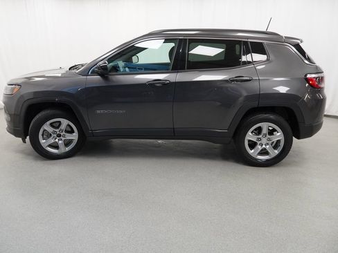 Certified 2024 Jeep Compass Latitude w/ Altitude Special Edition AWD/4WD image 15