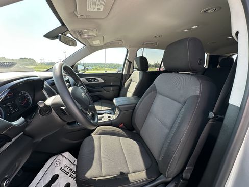 Certified 2021 Chevrolet Traverse LS FWD image 11
