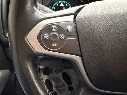 Used 2022 Chevrolet Colorado LT w/ Fleet Safety Package RWD image 18