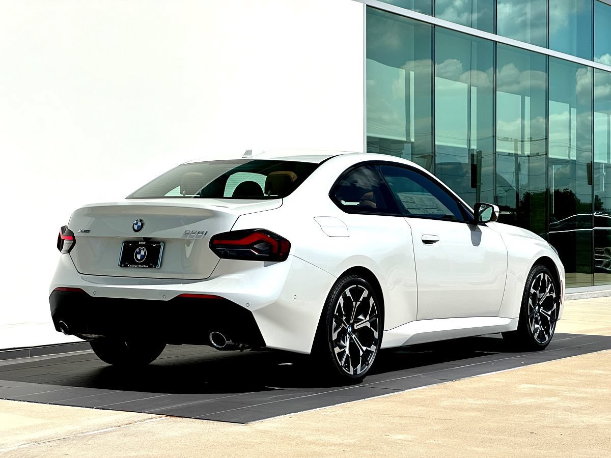 New 2026 BMW 230i xDrive Coupe w/ Premium Package AWD/4WD image 4