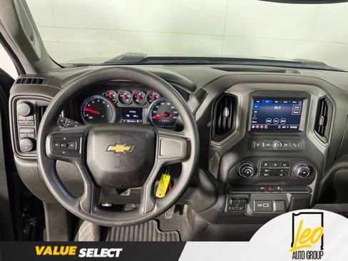 Used 2021 Chevrolet Silverado 2500 Custom w/ Custom Value Package AWD/4WD image 12