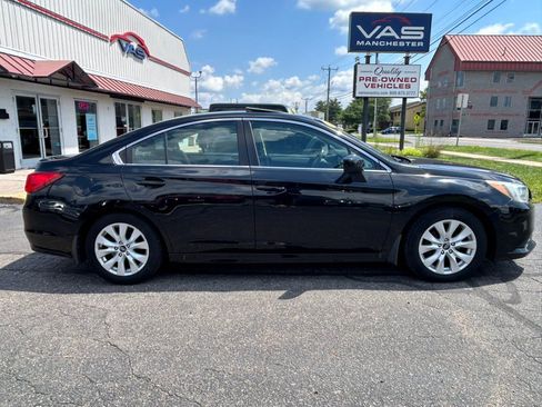Used 2015 Subaru Legacy 2.5i Premium w/ Moonroof Package AWD/4WD image 4