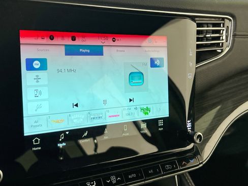 Used 2022 Jeep Wagoneer Series II image 14