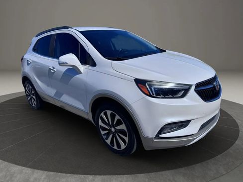 Used 2017 Buick Encore Essence FWD image 2