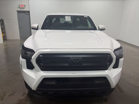 New 2026 Toyota Tacoma SR5 image 36