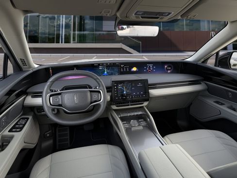 New 2026 Lincoln Nautilus Premier AWD/4WD image 9