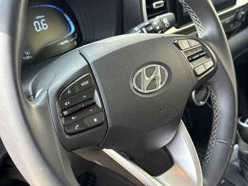 Used 2026 Hyundai Venue SEL FWD image 26
