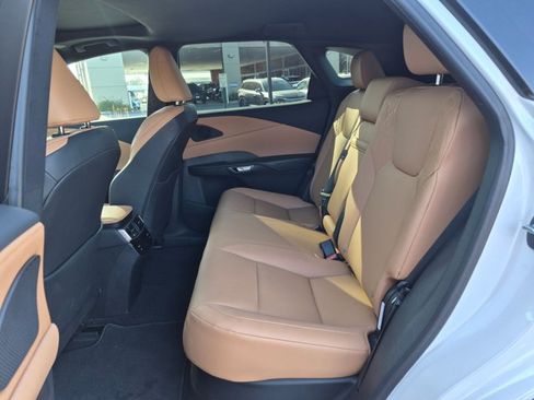 Used 2025 Lexus RX 350 FWD w/ Accessory Package image 15