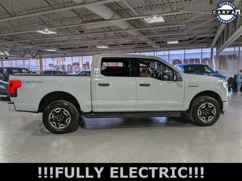 Used 2023 Ford F150 Lightning XLT image 11