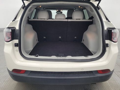 Used 2021 Jeep Compass Limited image 29