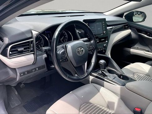 Used 2021 Toyota Camry SE FWD image 16