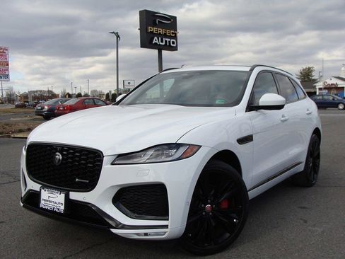 Used 2021 Jaguar F-PACE R-Dynamic S image 3