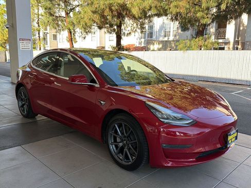 Used 2020 Tesla Model 3 Performance AWD/4WD image 11