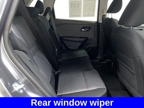 Used 2023 Nissan Rogue SV image 19