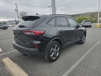 Certified 2025 Ford Escape ST-Line AWD/4WD video 3