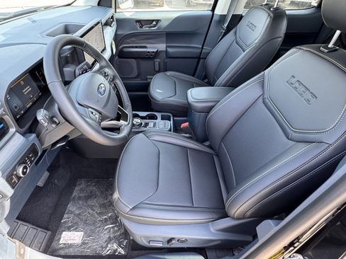 New 2025 Ford Maverick Lobo image 17