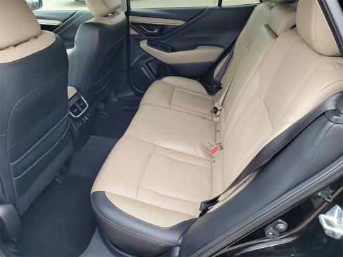 Used 2023 Subaru Outback Limited image 9