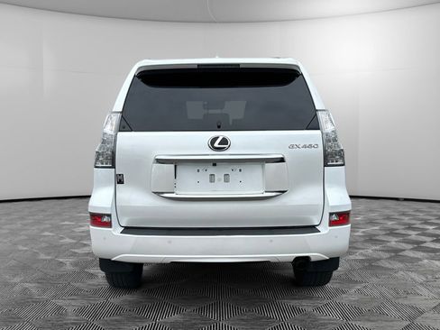 Used 2023 Lexus GX 460 Premium w/ Premium Package AWD/4WD image 4