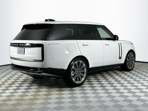 New 2025 Land Rover Range Rover SE image 5