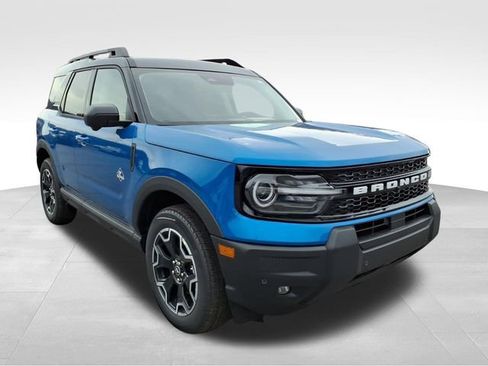 New 2025 Ford Bronco Sport Outer Banks w/ Outer Banks Tech Package+ AWD/4WD image 15