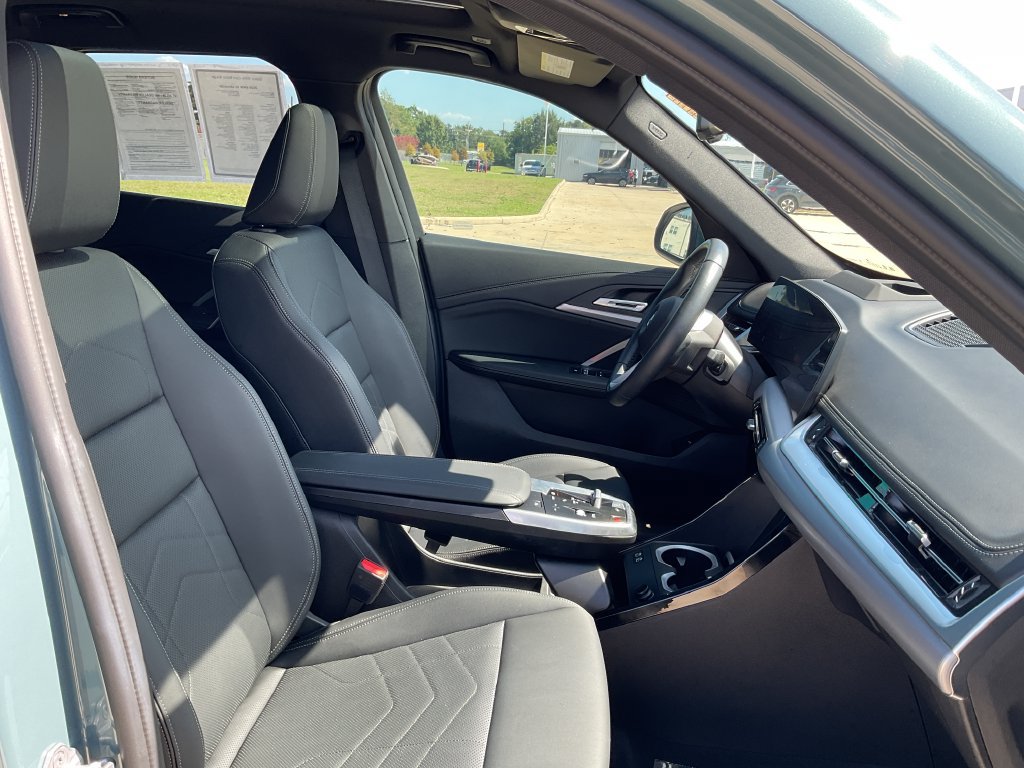 Used 2025 BMW X1 xDrive28i AWD/4WD image 18