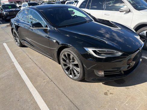 Used 2021 Tesla Model S Long Range image 1