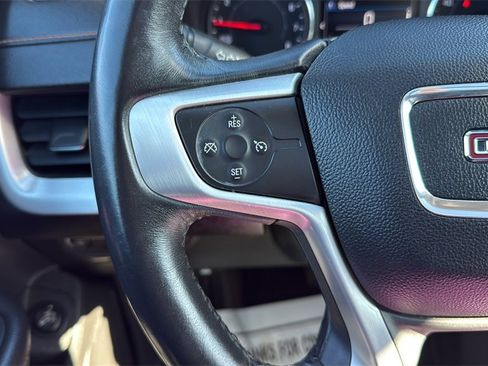 Used 2018 GMC Terrain SLE w/ Driver Convenience Package image 32