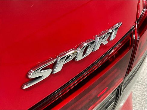 Used 2022 Honda Civic Sport image 24