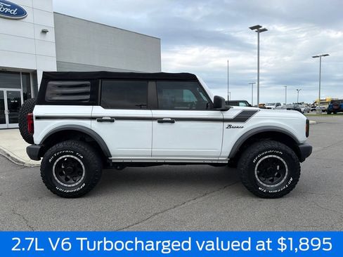 Used 2021 Ford Bronco 4-Door AWD/4WD image 2