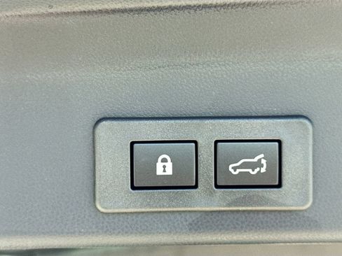 New 2026 Subaru Ascent Limited AWD/4WD image 34