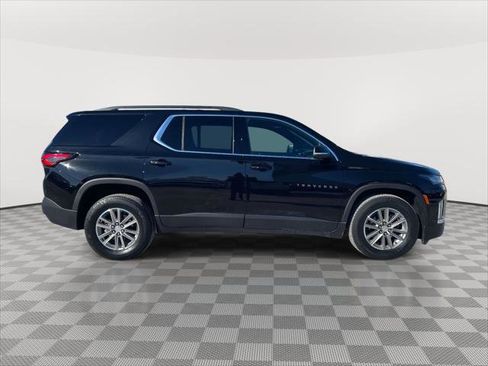 Used 2023 Chevrolet Traverse LT image 4