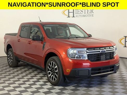 Used 2024 Ford Maverick Lariat FWD image 2