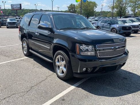 Used 2012 Chevrolet Tahoe LTZ RWD image 3