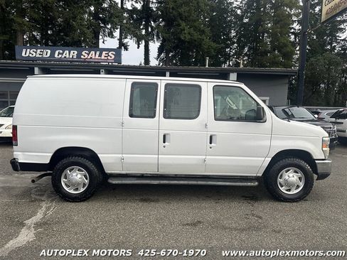 Used 2008 Ford E-250 and Econoline 250 E-250 image 9