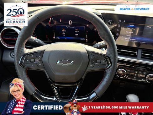 Used 2025 Chevrolet Trax RS w/ Driver Confidence Package FWD image 18