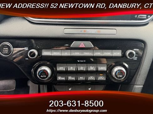 Used 2021 Kia Sportage EX AWD/4WD image 17