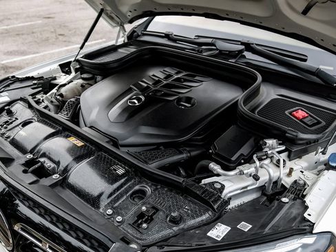 Used 2021 Mercedes-Benz GLS 580 4MATIC image 66